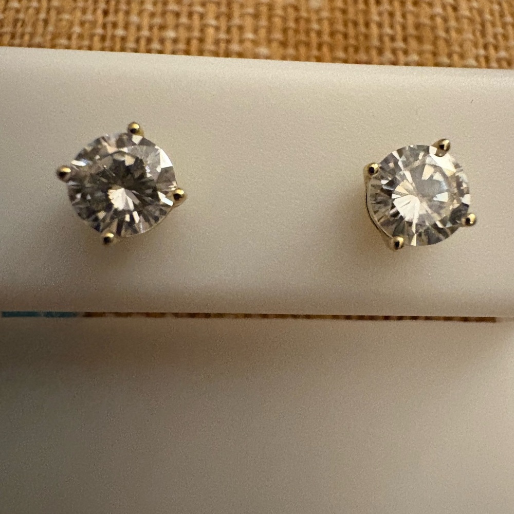 14k Gold Over Solid Sterling Silver .85 Carat VVSD Moissanite Studs - Picture 3 of 5